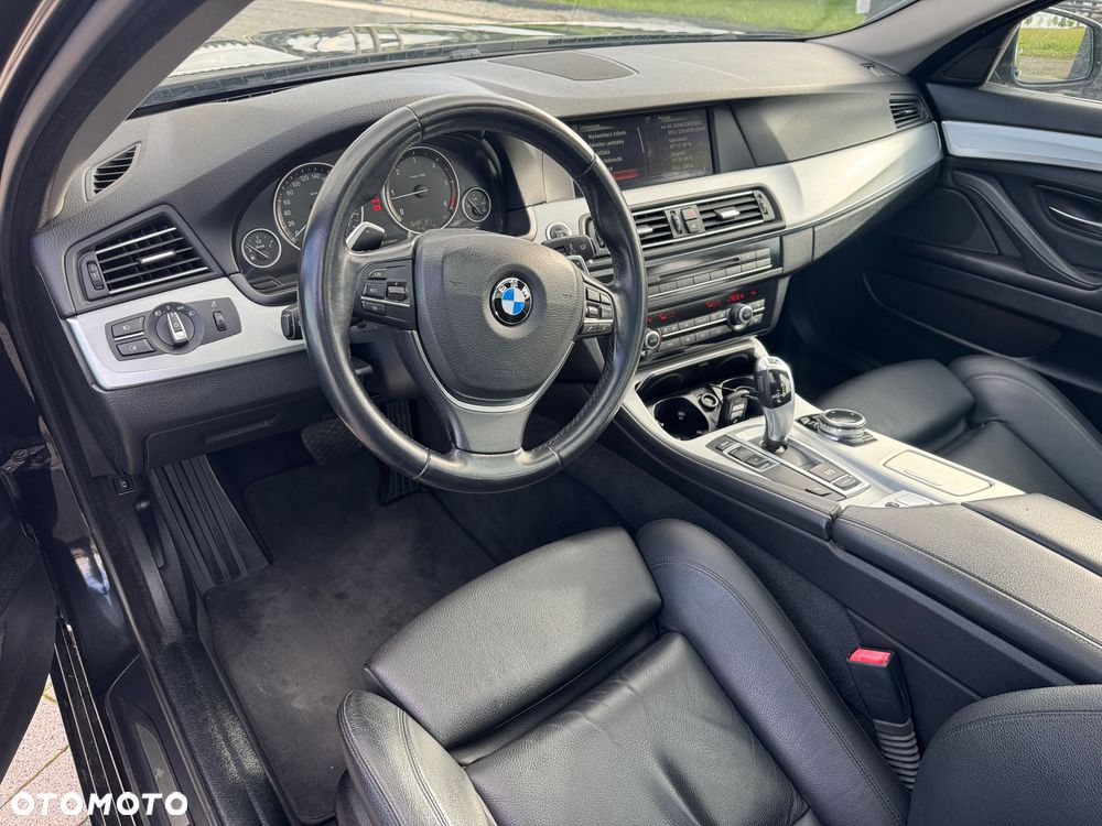 BMW Seria 5 520d - 16