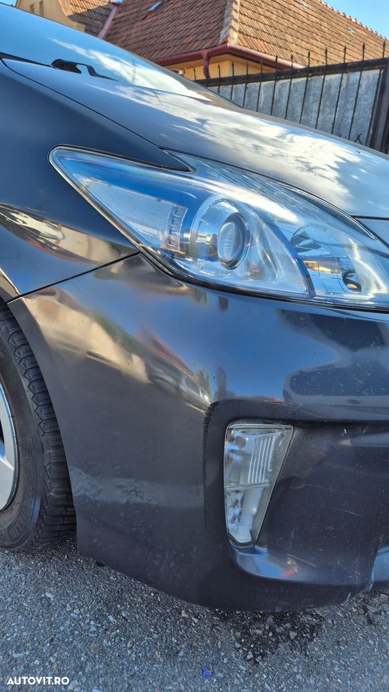 Toyota Prius - 12
