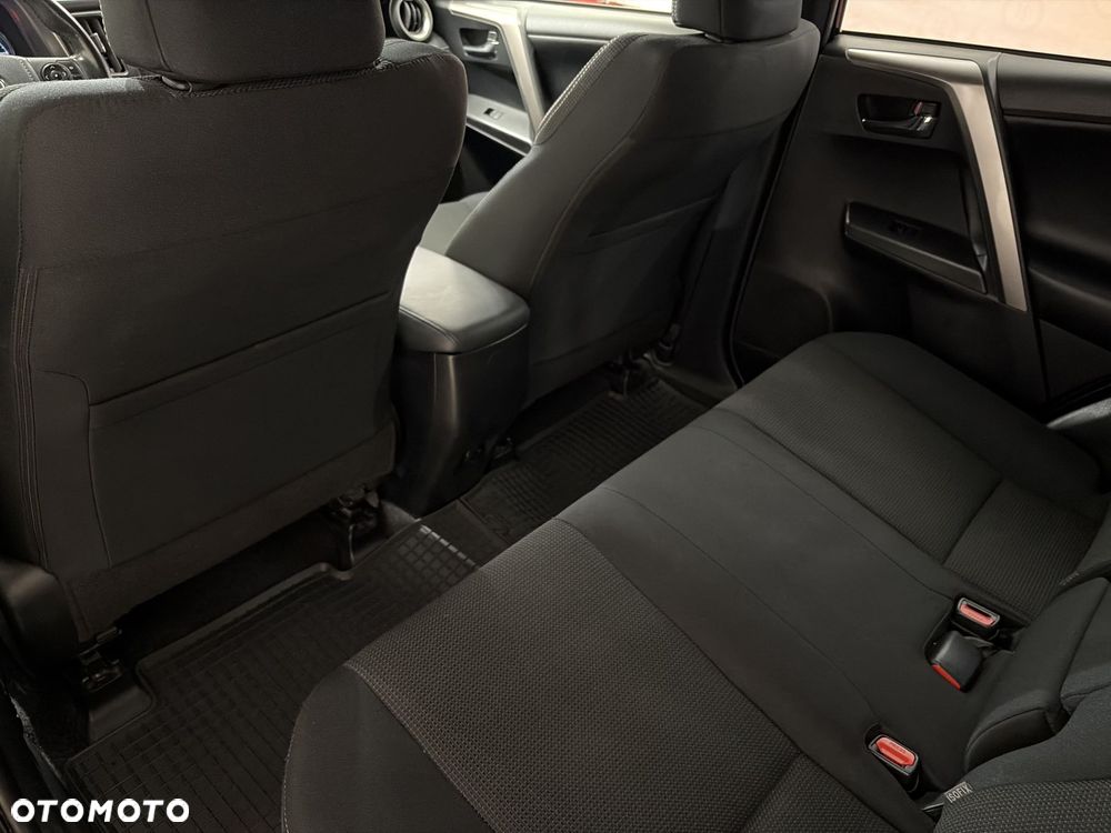 Toyota RAV4 Hybrid Premium 4x4 - 11