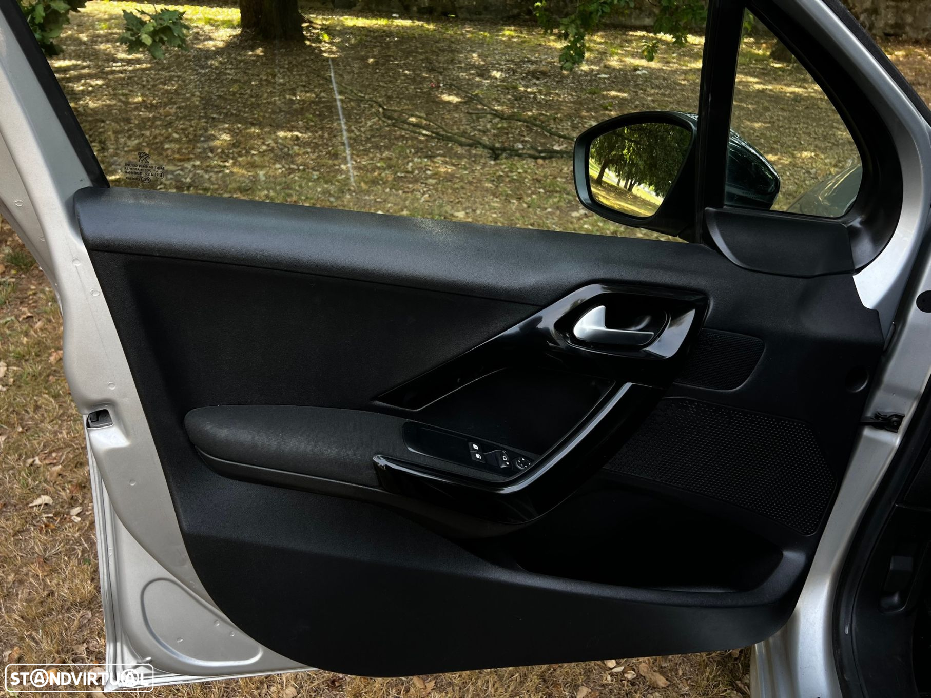 Peugeot 208 1.2 PureTech Style - 22
