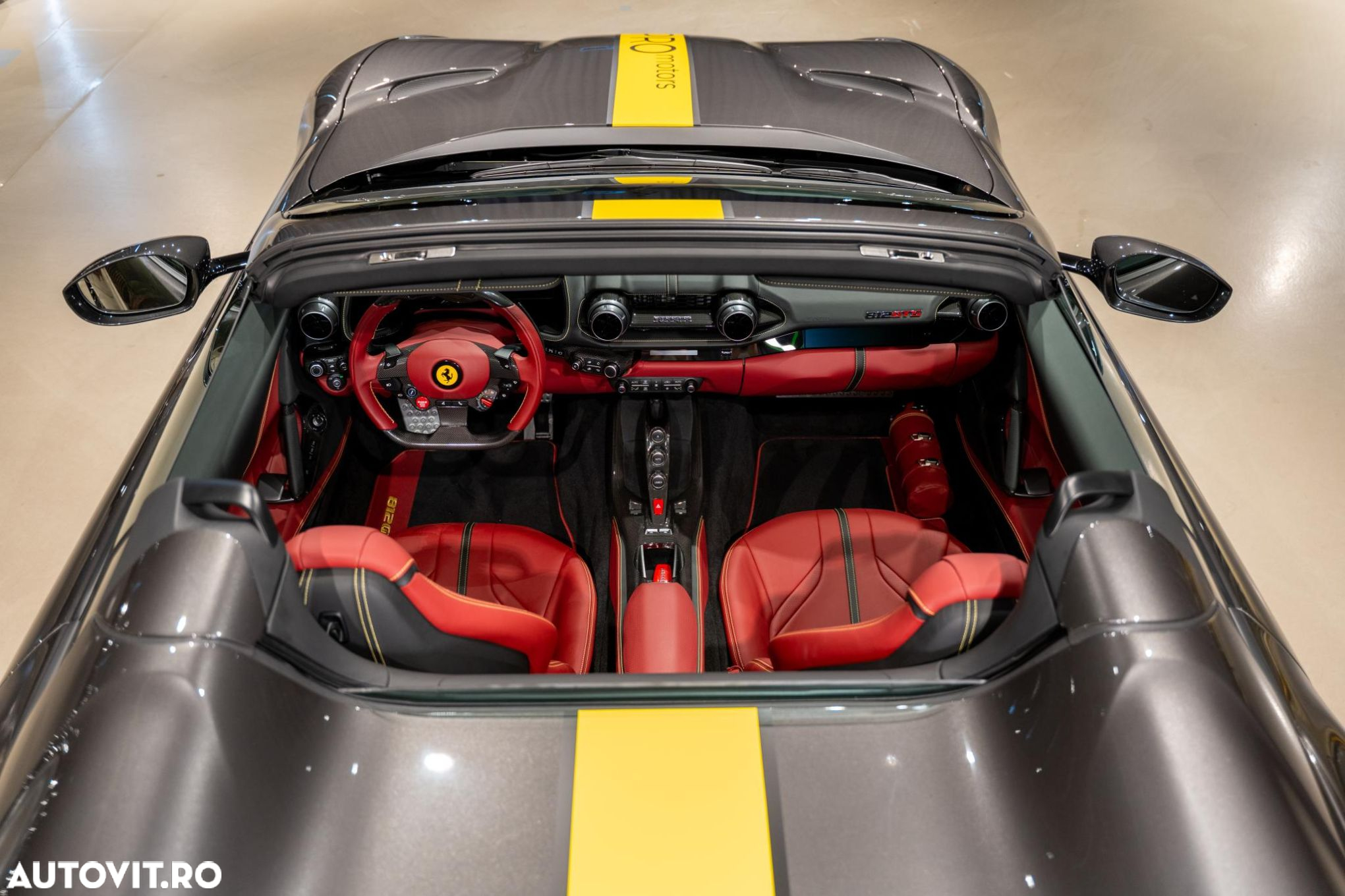 Ferrari 812 - 14