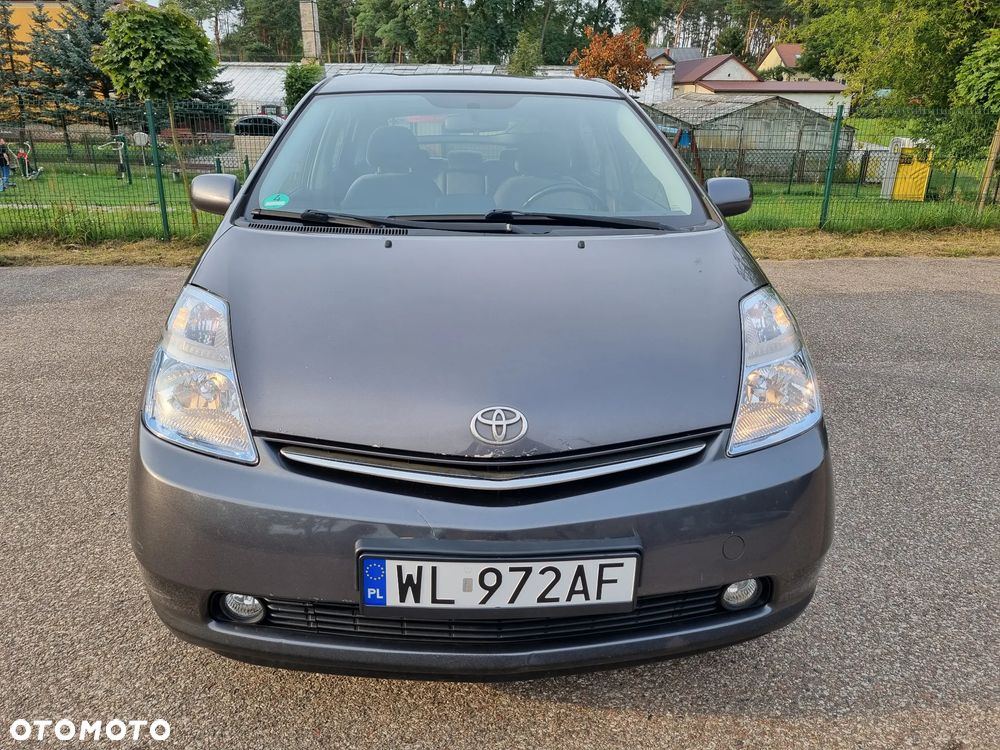 Toyota Prius 1.5 VVT-i Sol - 3
