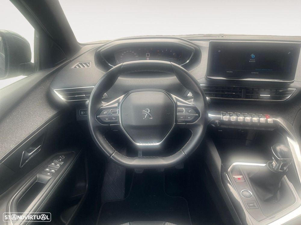 Peugeot 5008 1.2 PureTech Allure Pack — fotografia 12