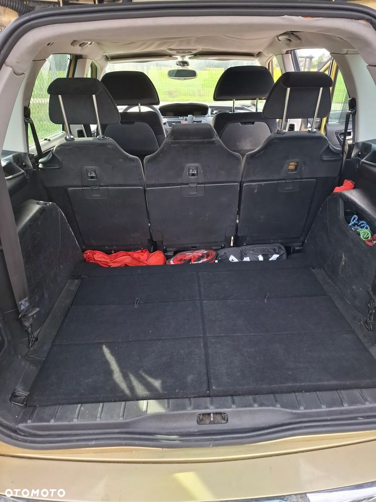 Citroën C4 Picasso - 27