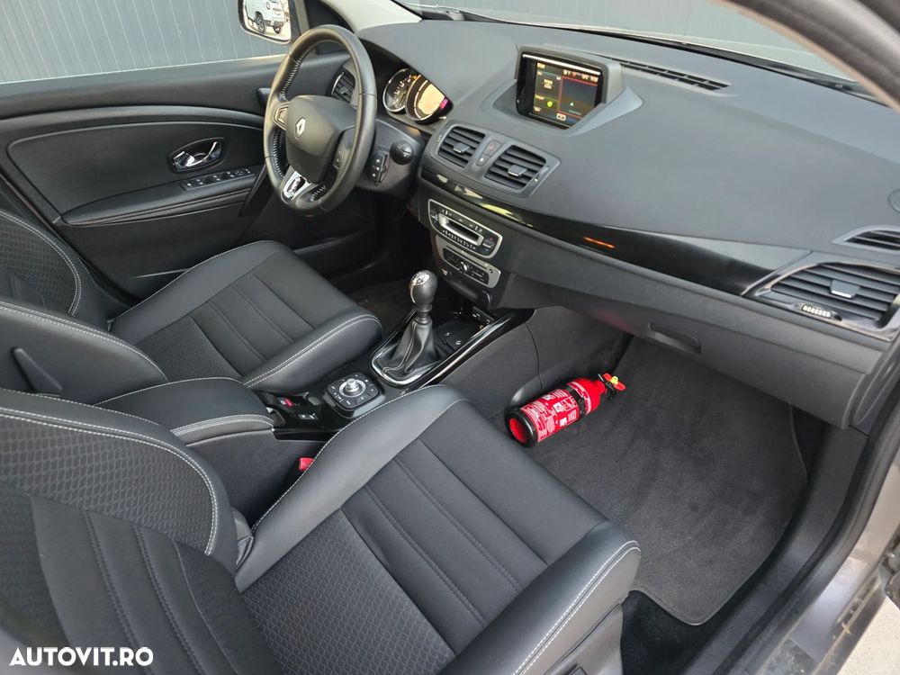 Renault Megane ENERGY dCi 130 Start & Stop Bose Edition - 7