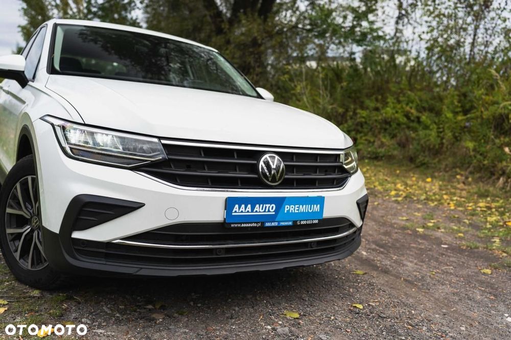 Volkswagen Tiguan - 9