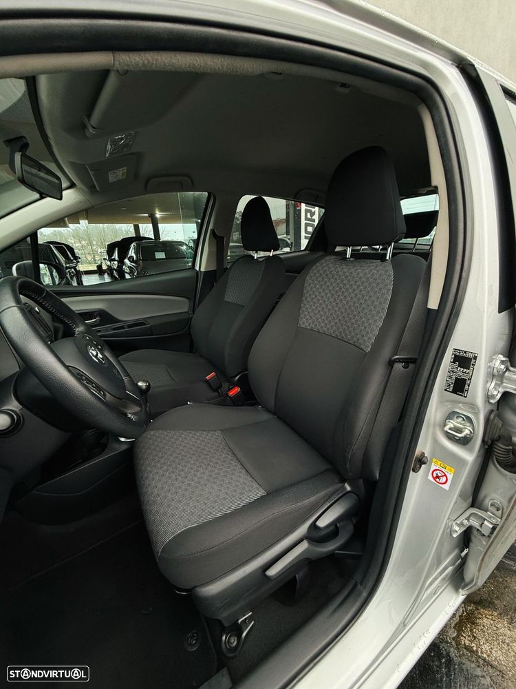 Toyota Yaris 1.0 VVT-i ACtive+AC - 17