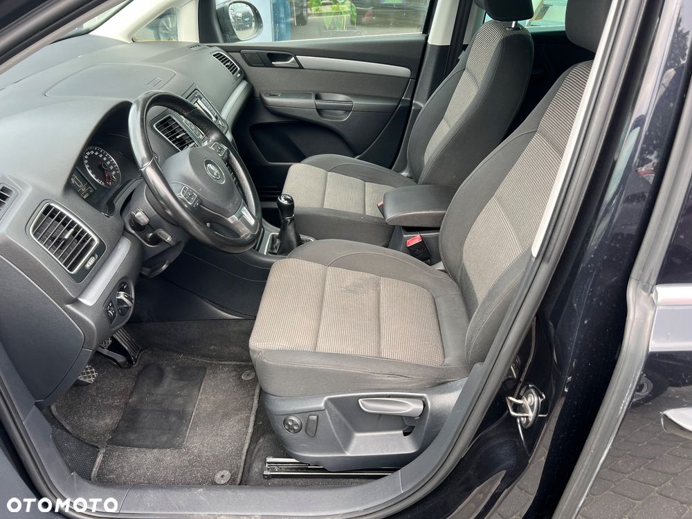 Volkswagen Sharan - 13