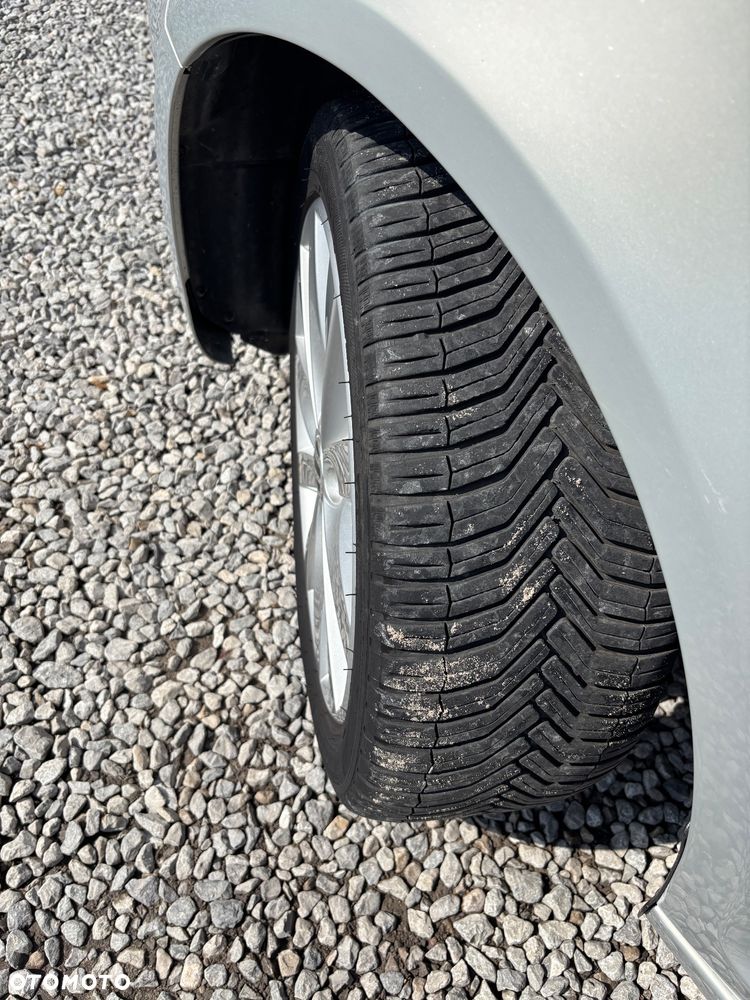 Volkswagen Golf Plus 1.4 TSI Highline - 24
