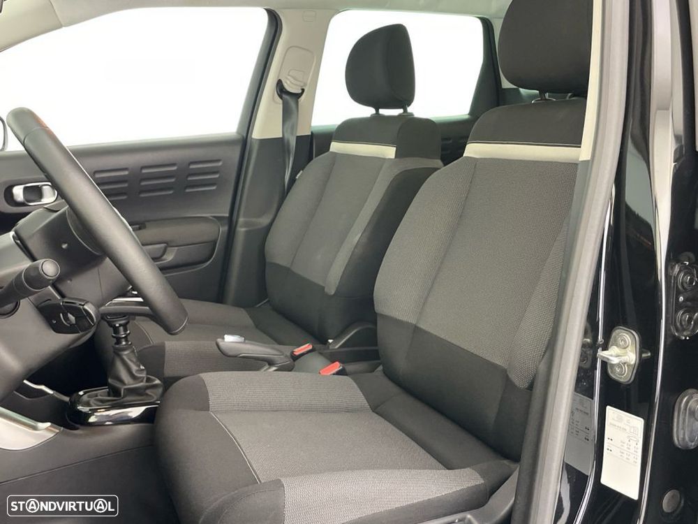 Citroën C3 Aircross 1.2 PureTech C-Series — fotografia 17