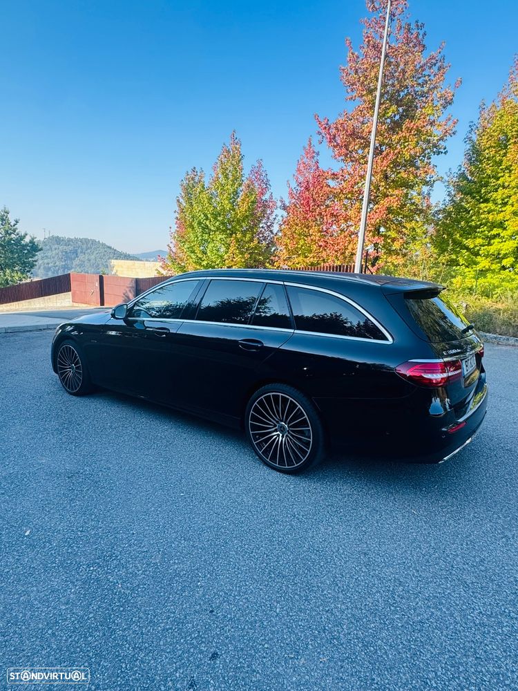 Mercedes-Benz E 300 de AMG Line - 2