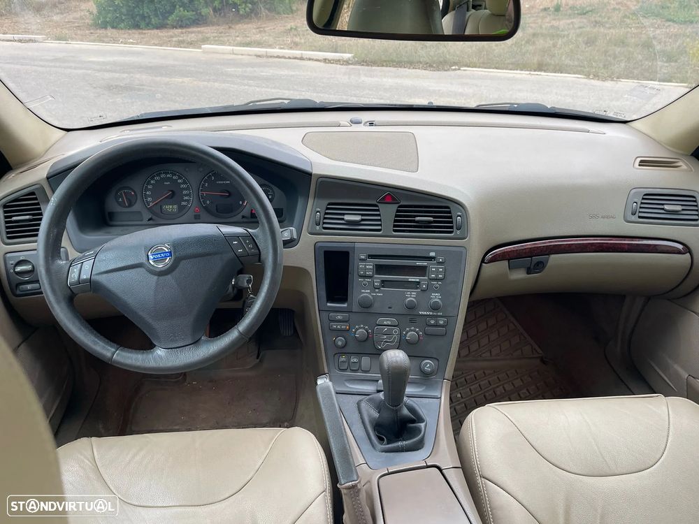 Volvo S60 2.4 D5 - 9