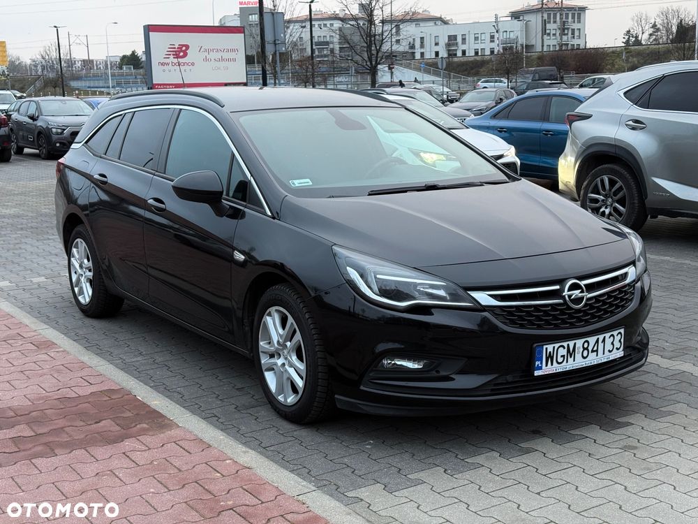 Opel Astra 1.6 CDTI Sport - 1