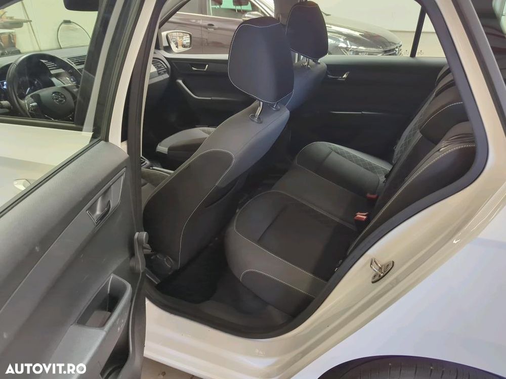 Skoda Fabia 1.0 TSI Active - 5