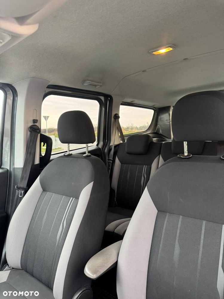 Fiat Doblo MAXI - 17