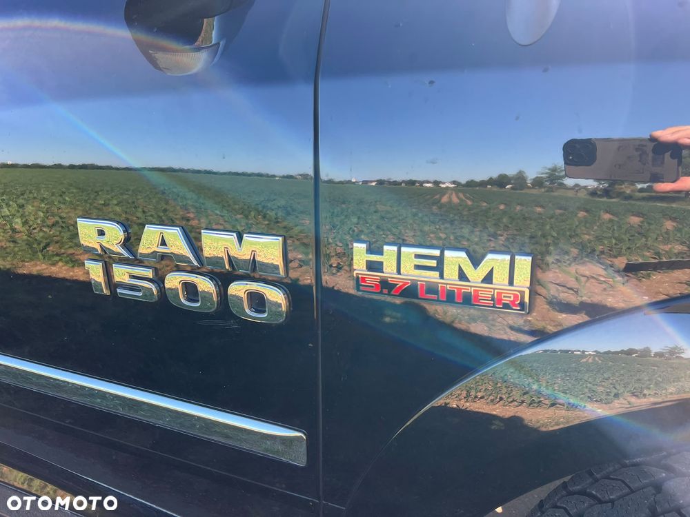 Dodge RAM 5.7 4x4 - 5