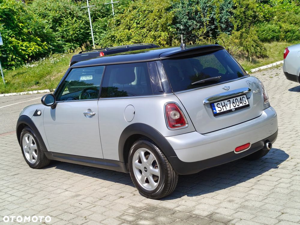 MINI Cooper 50 Mayfair - 15
