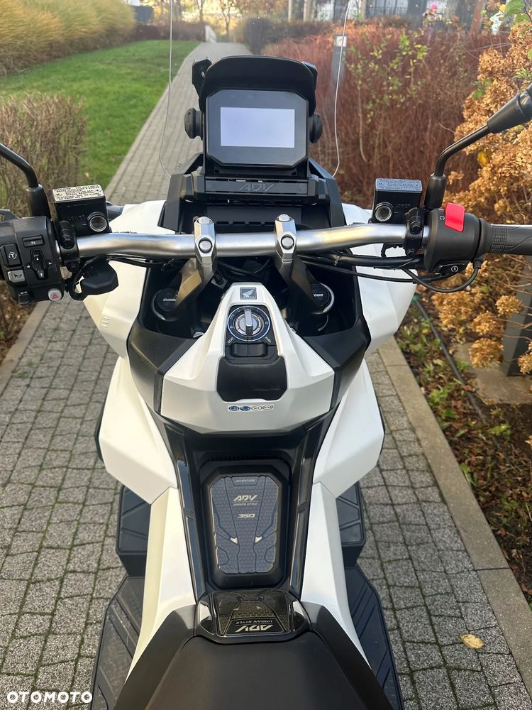 Honda ADV350 - 5