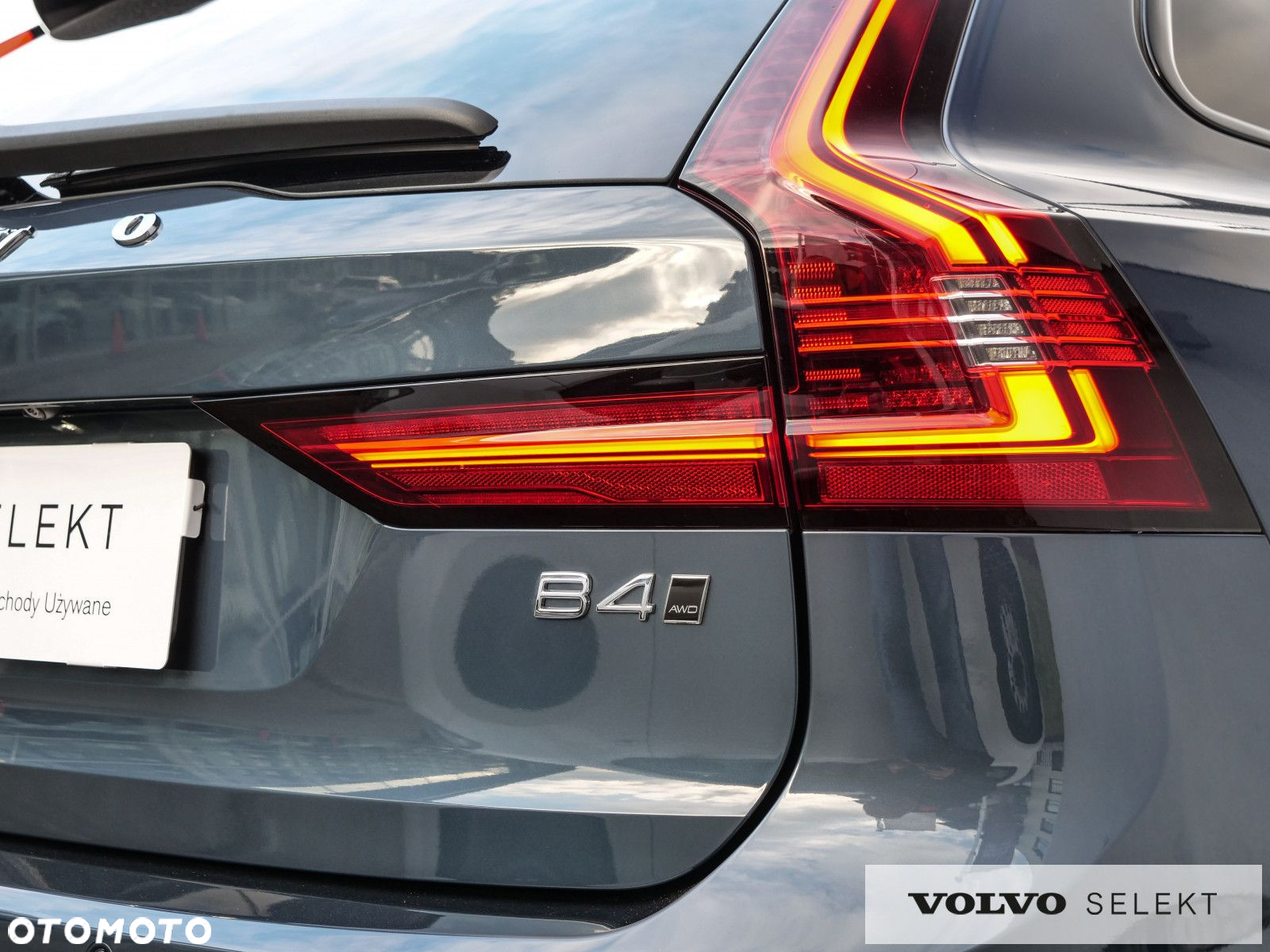 Volvo V90 Cross Country - 10