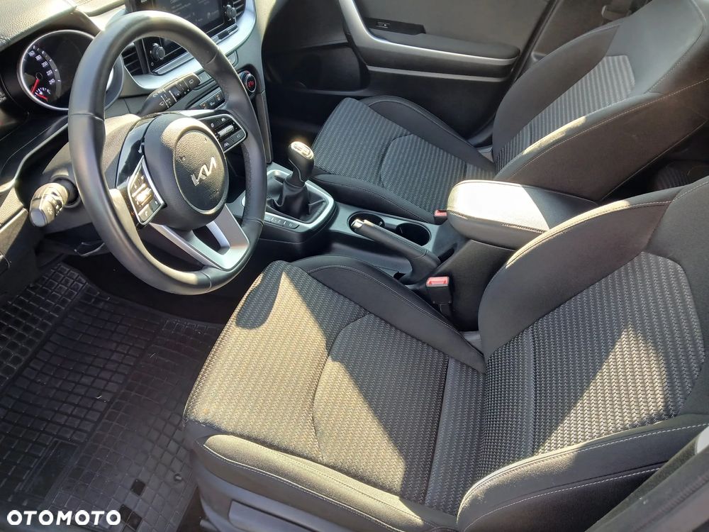 Kia XCeed 1.5 T-GDI M - 6