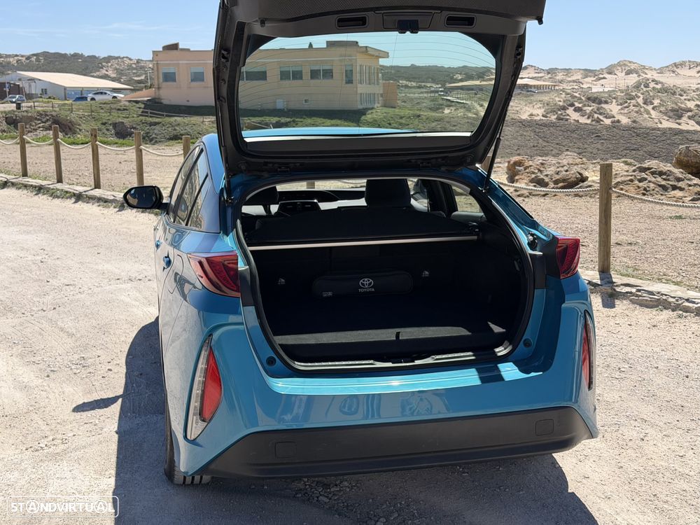 Toyota Prius 1.8 Plug-In Premium - 8