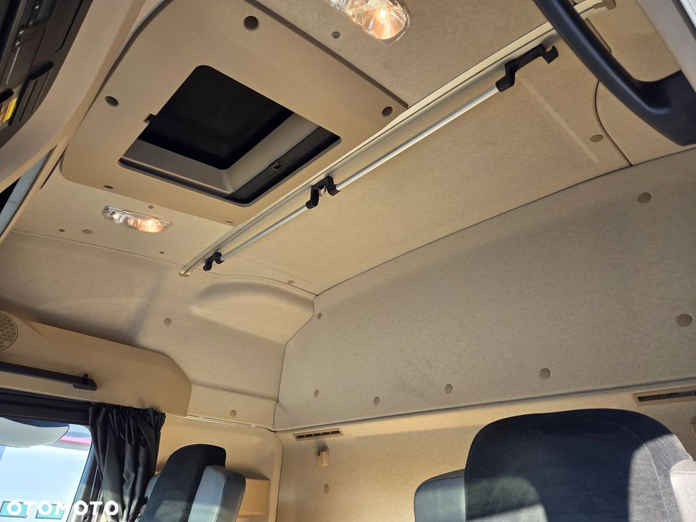 Mercedes-Benz Actros 2553 - 30