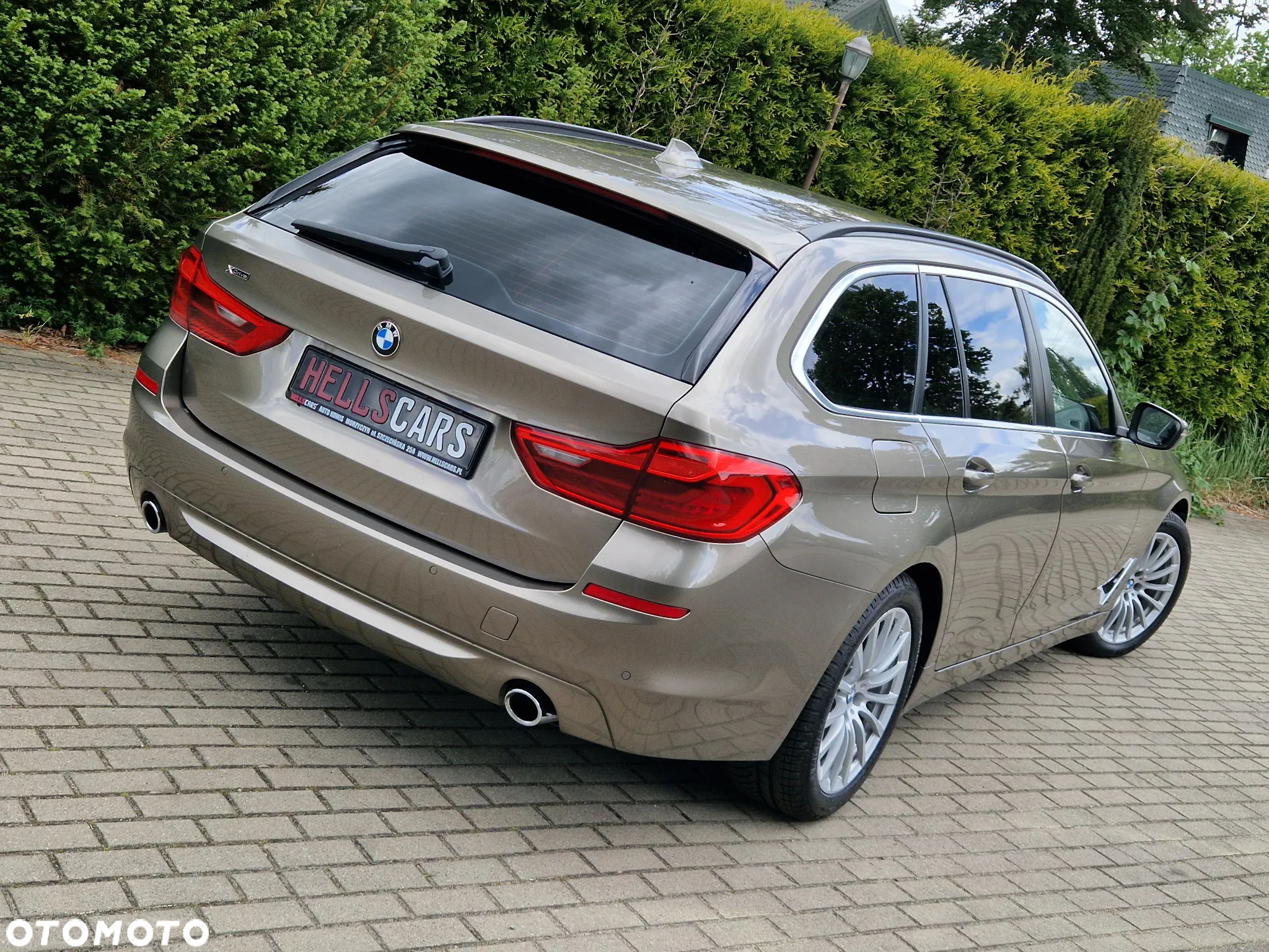 BMW Seria 5 520d xDrive Touring - 22
