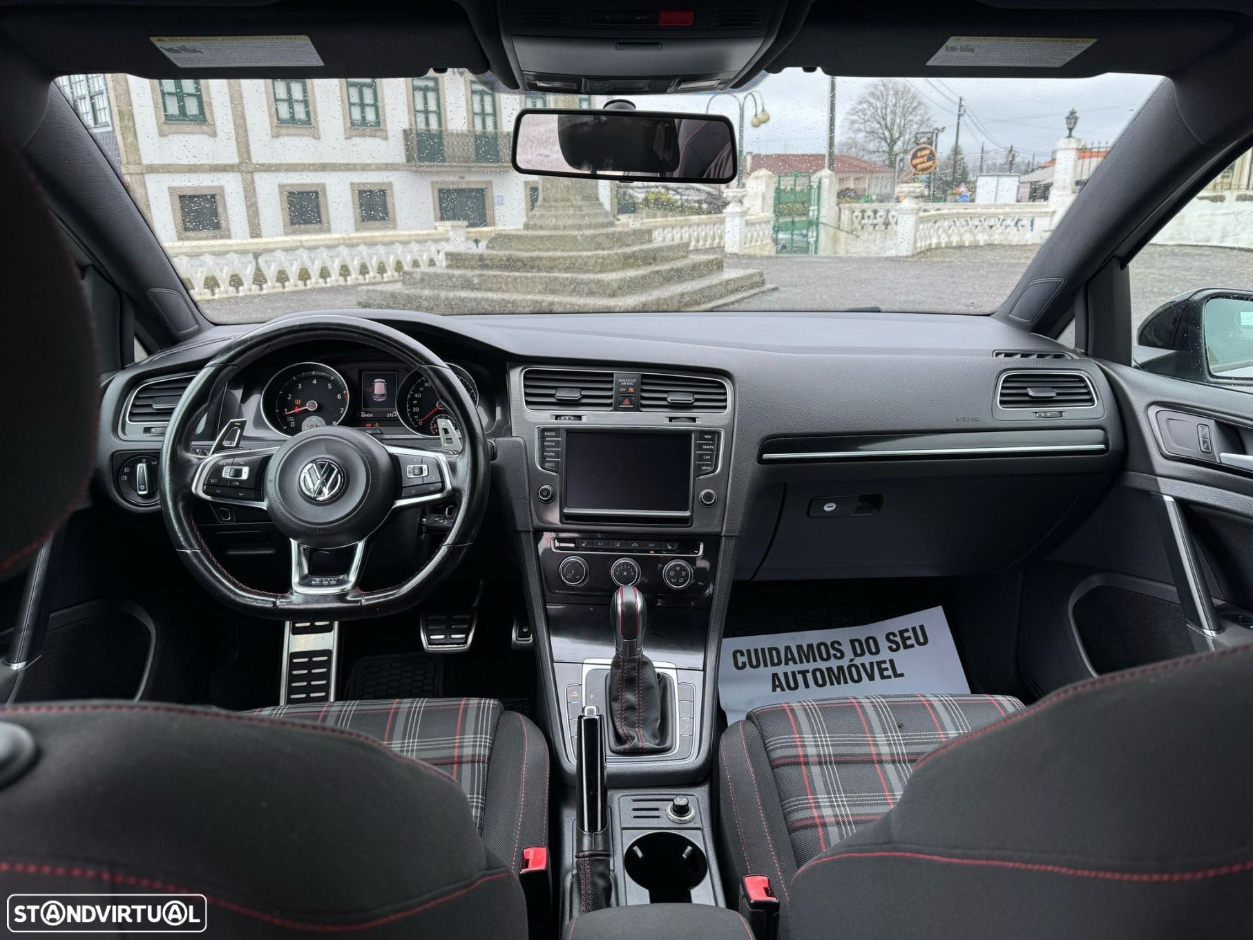 VW Golf 2.0 TSi GTi DSG - 9