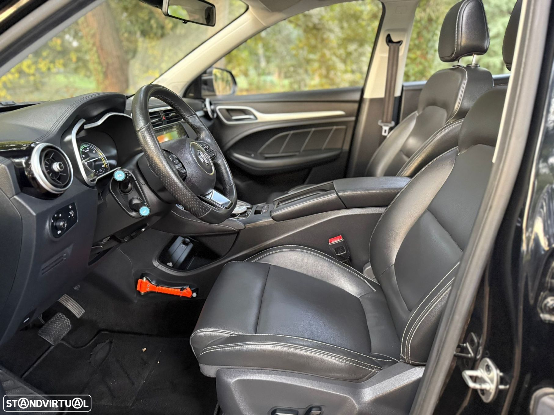 MG ZS - 18