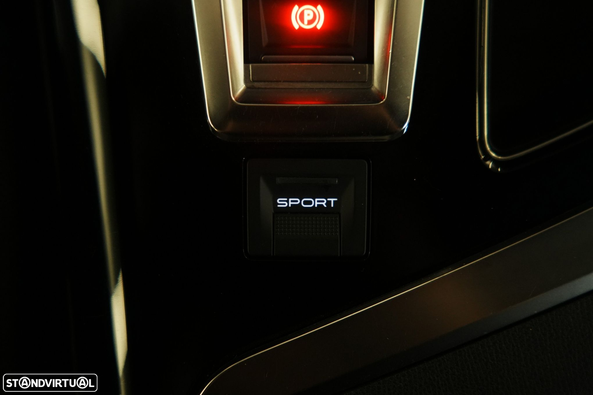 Peugeot 5008 1.5 BlueHDi GT Line EAT8 - 29