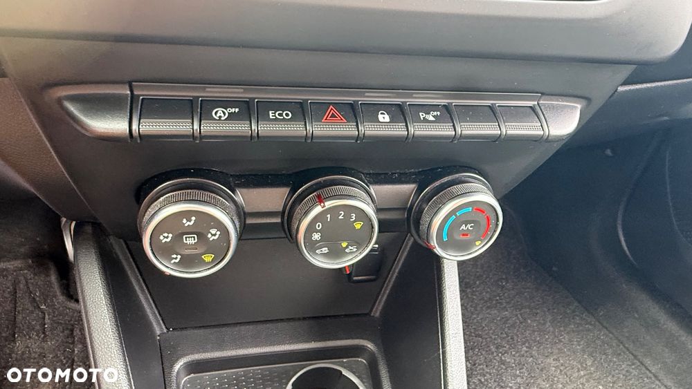 Dacia Duster 1.6 SCe Prestige - 27