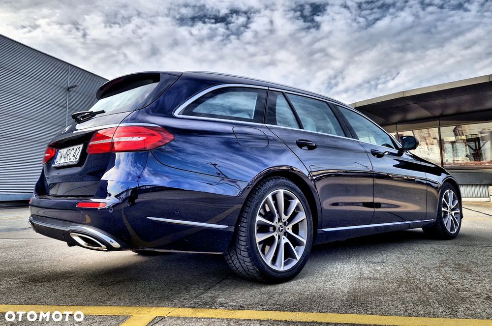 Mercedes-Benz Klasa E 450 4Matic 9G-TRONIC Exclusive - 9