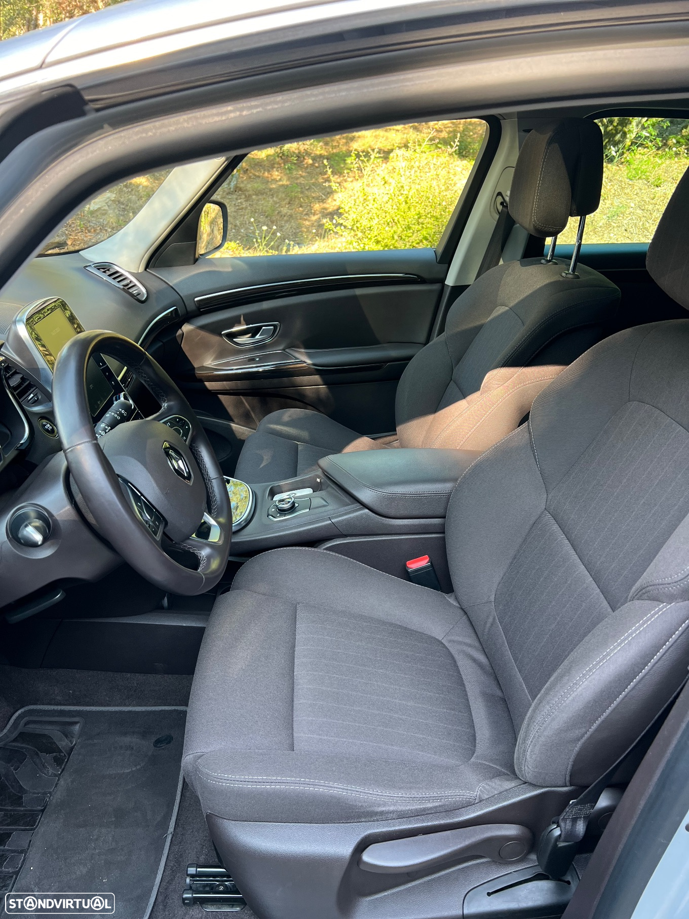 Renault Espace 1.6 dCi Zen - 8
