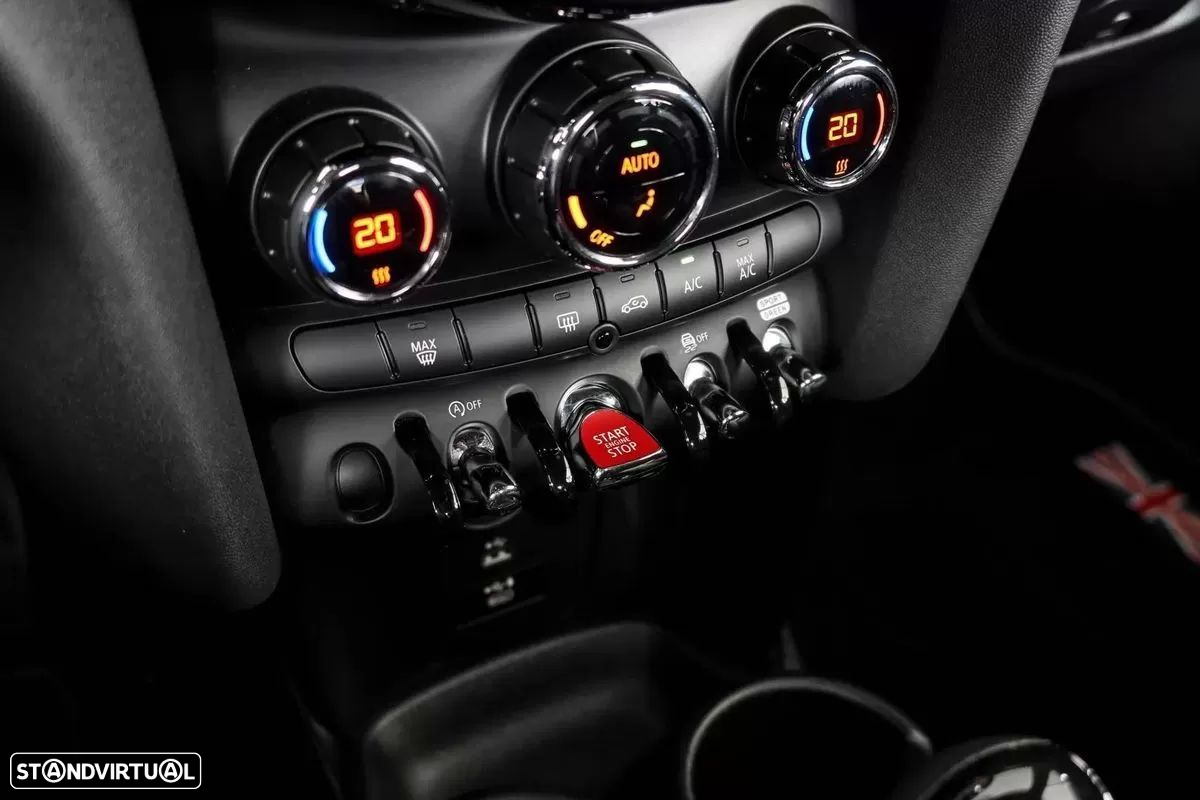 MINI 3 Portas John Cooper Works Auto Desportiva - 17