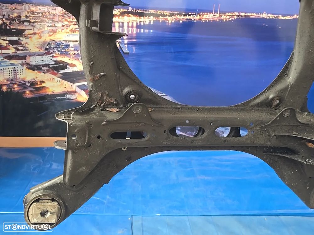 Chariot dianteiro original Audi Q7 3.0 TDI 4L 2006– 7L0400025 - 5