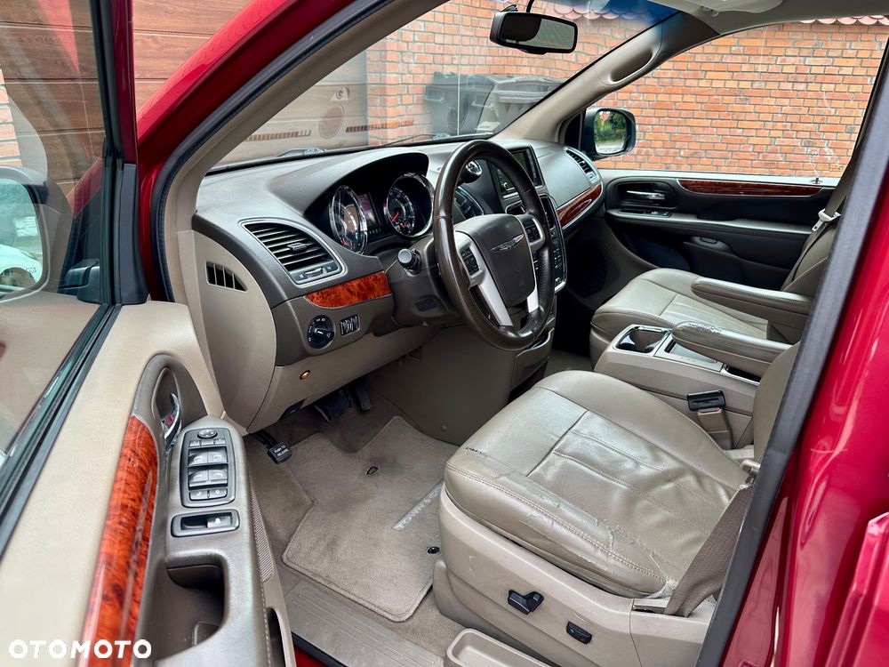 Chrysler Town & Country 3.6 Touring - 11