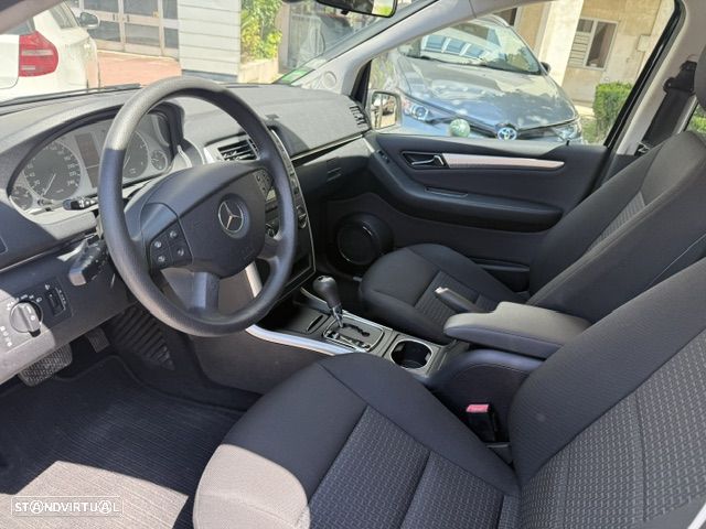 Mercedes-Benz B 180 CDI Autotronic - 5