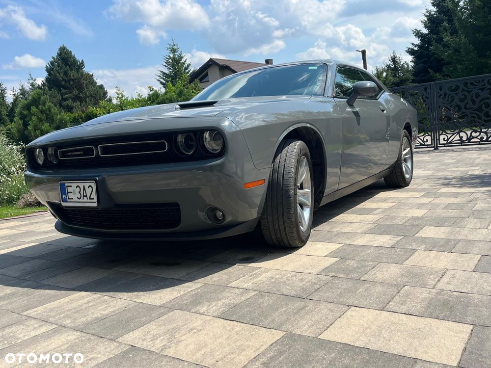Dodge Challenger 3.6 SXT Plus - 10