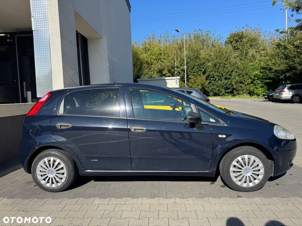 Fiat Punto 1.2 16V Dynamic - 3
