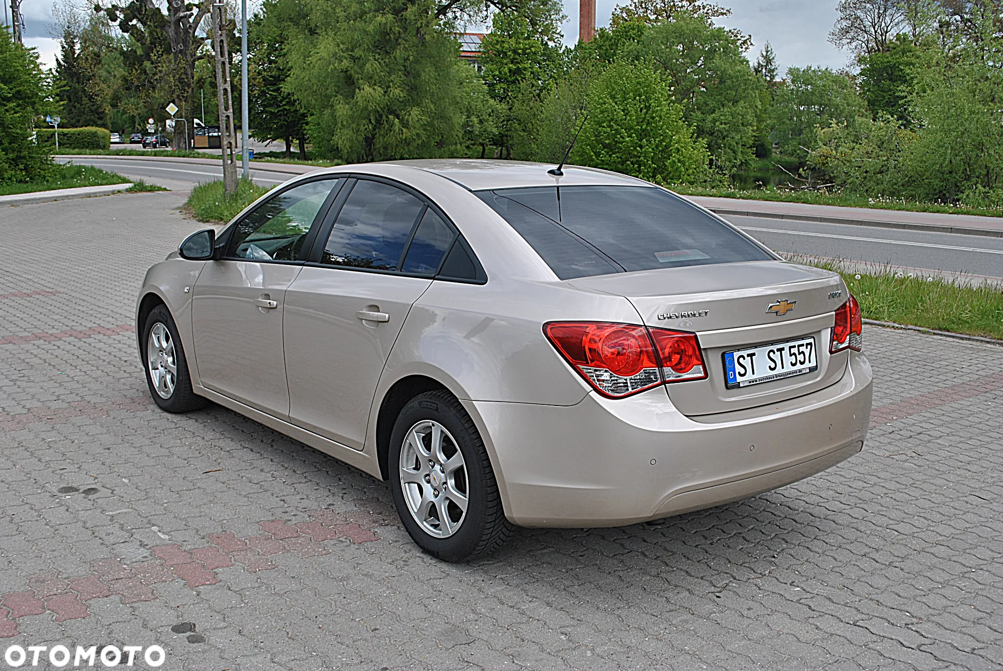 Chevrolet Cruze 1.7 D LT+ Premium - 3