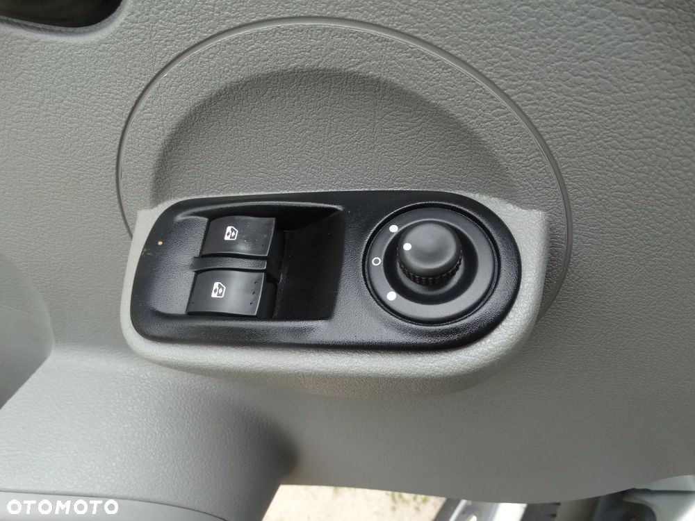 Renault Master - 18