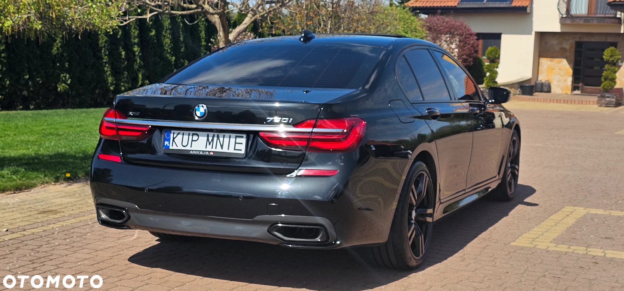 BMW Seria 7 750i xDrive - 36