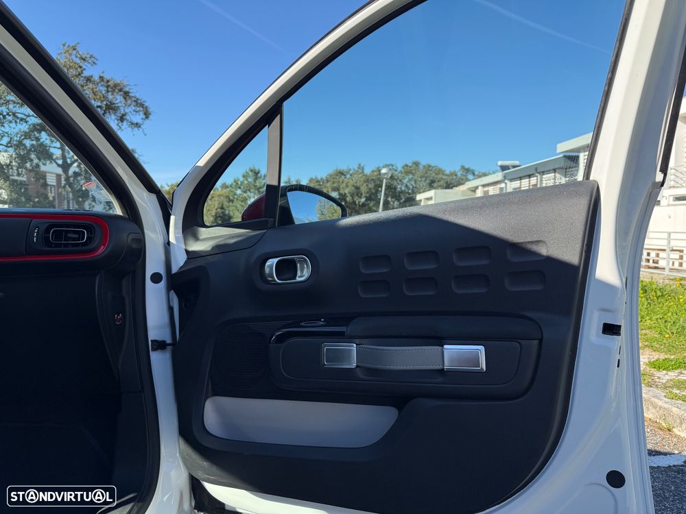 Citroën C3 1.2 PureTech Shine - 9