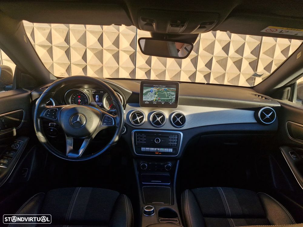 Mercedes-Benz CLA 220 CDI 7G-DCT Urban - 5