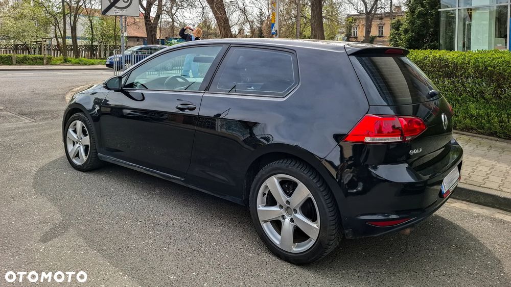 Volkswagen Golf 1.6 TDI BlueMotion Technology Trendline - 6