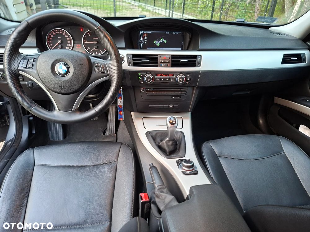 BMW Seria 3 - 14
