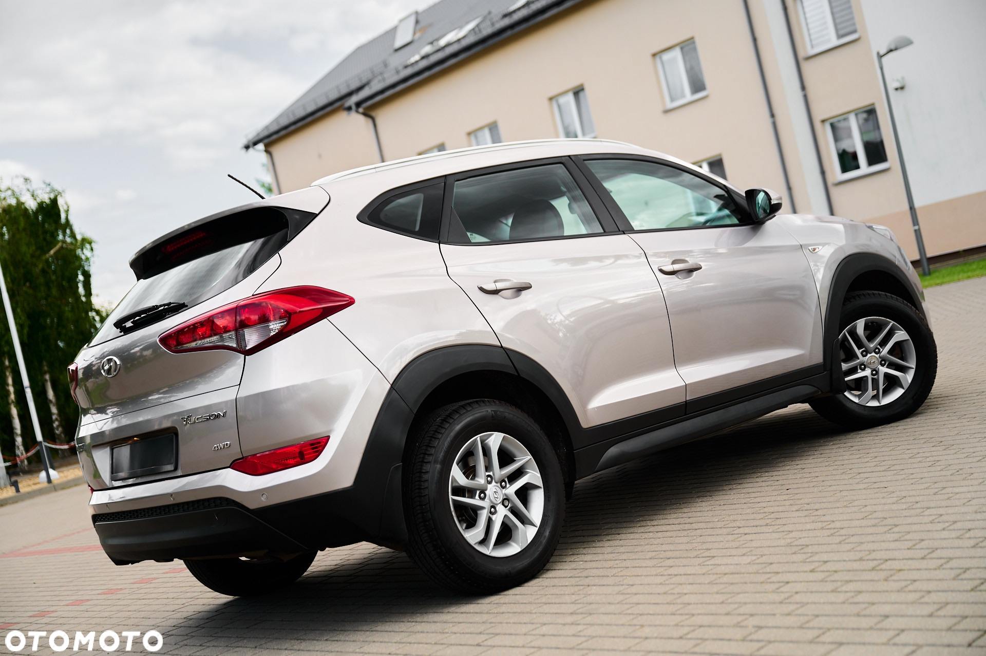 Hyundai Tucson 2.0 CRDi 4WD Automatik Trend - 2