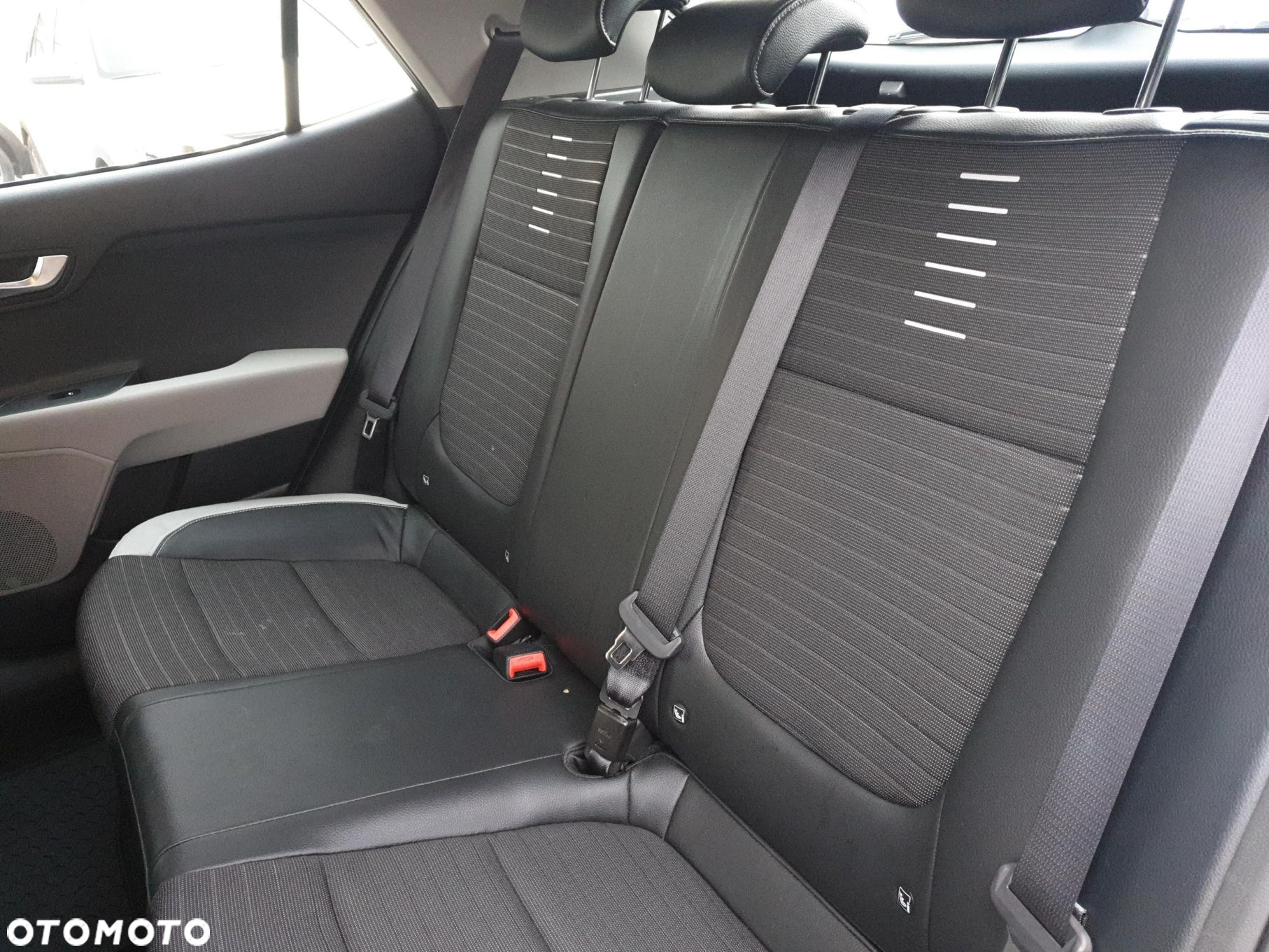 Kia Stonic 1.0 T-GDI L - 16