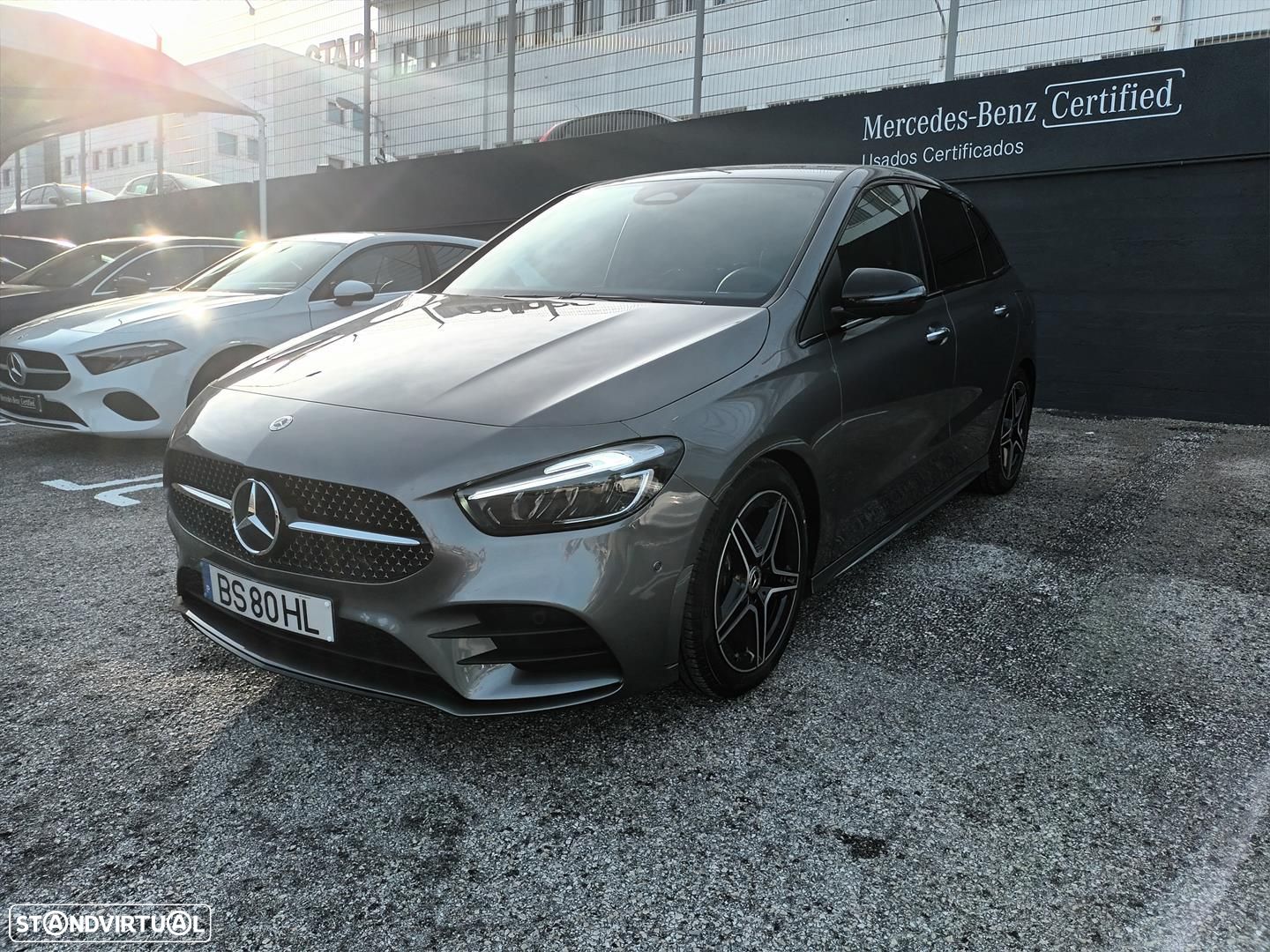 Mercedes-Benz B 180 d - 1