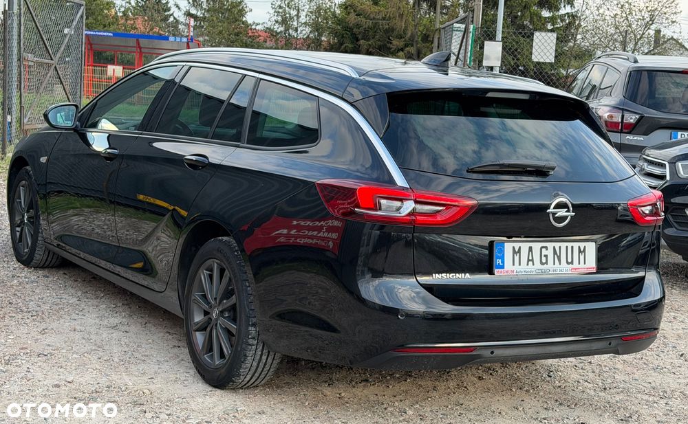 Opel Insignia - 33